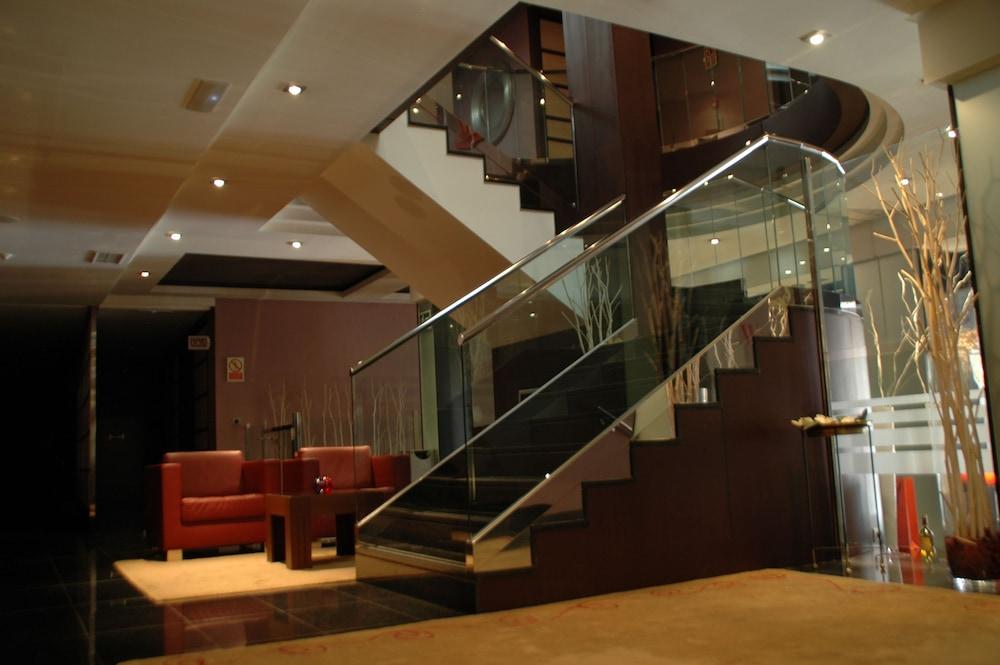 Aparthotel Washington Parquesol & Valladolid