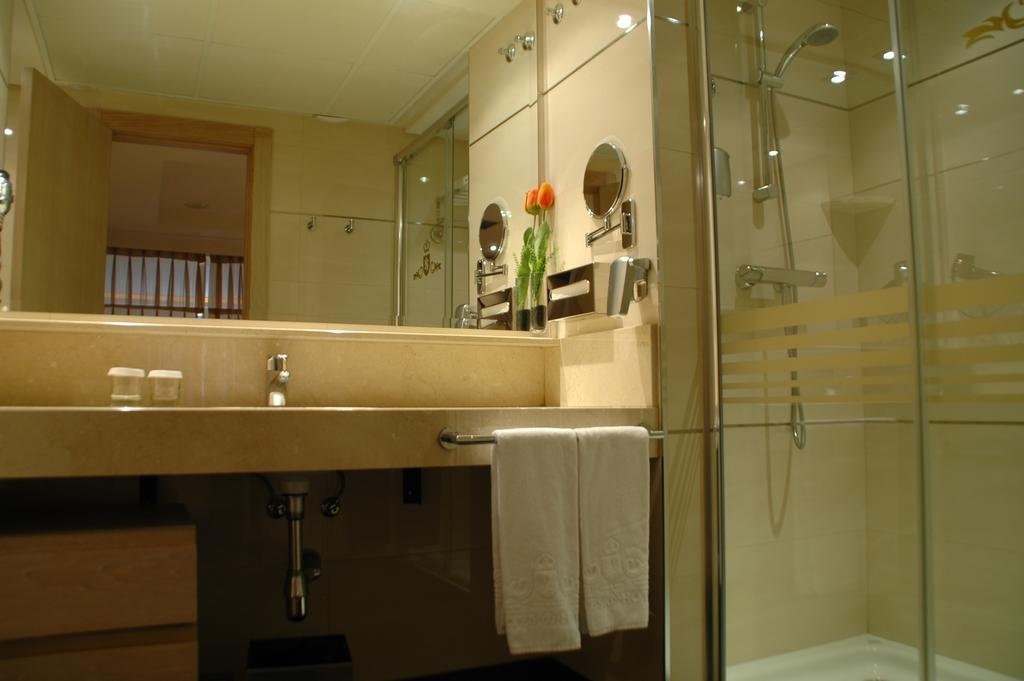 Aparthotel Washington Parquesol & Valladolid
